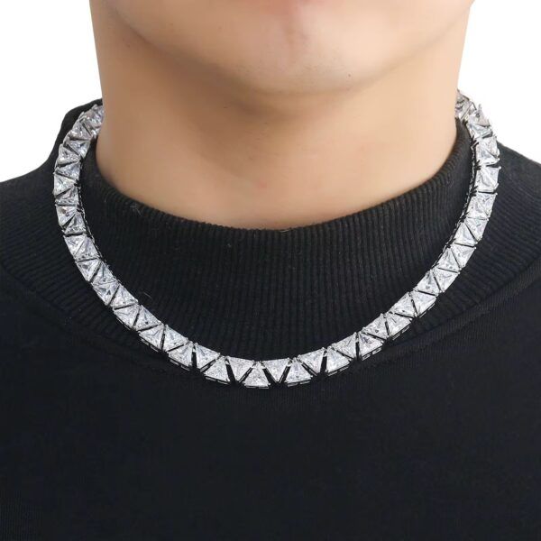 CHAINE TRIANGLE ICE STONES