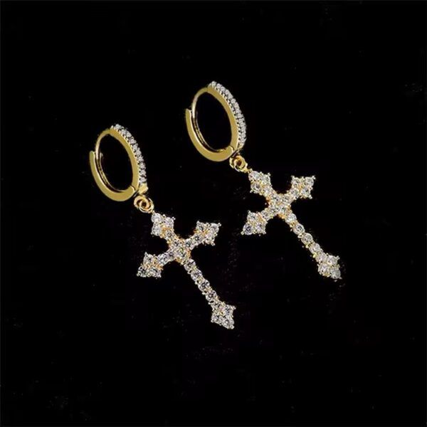 Boucles d’oreilles Croix de Jésus ICE – Style Hip Hop Bling – Image 2