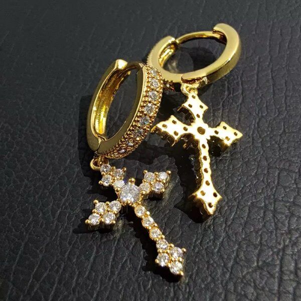 Boucles d’oreilles Croix de Jésus ICE – Style Hip Hop Bling – Image 4